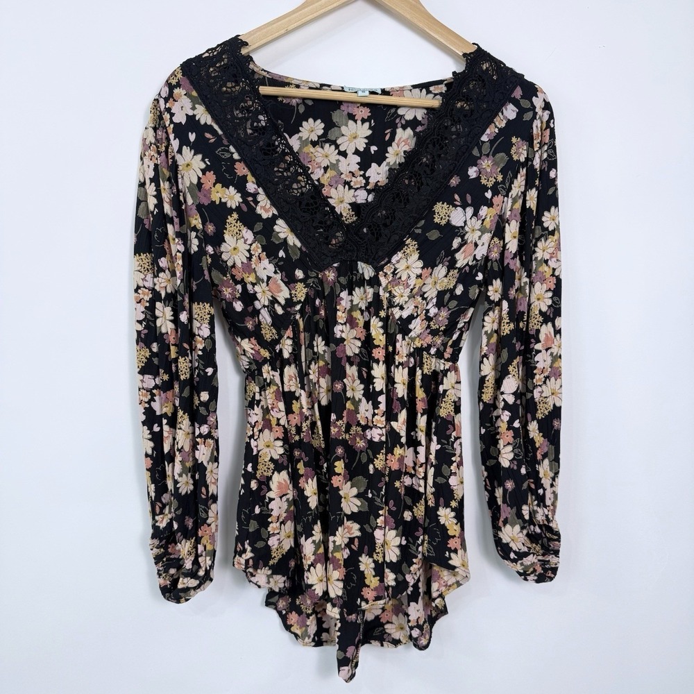 Nostalgia Floral Lace Trim Top Womens‎ Small Black Boho Fairy Grunge Crinkle